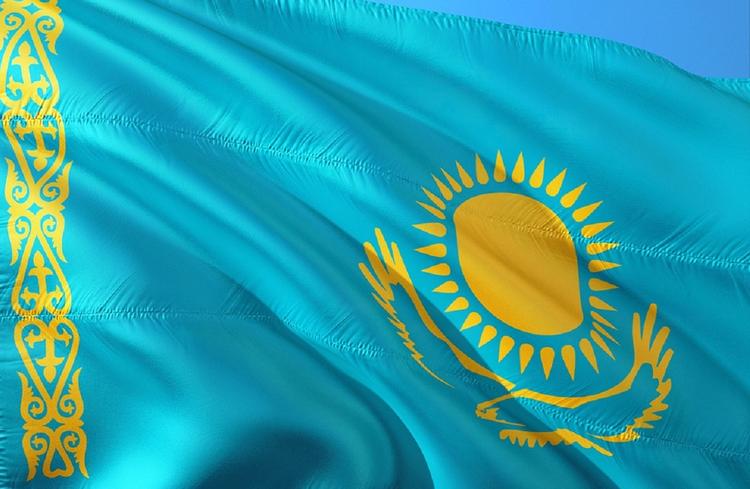 В Казахстане проходят внеочередные выборы президента страны