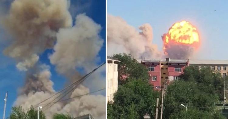 Город Арысь в Казахстане полностью эвакуируют из-за взрывов и пожара на складе с боеприпасами