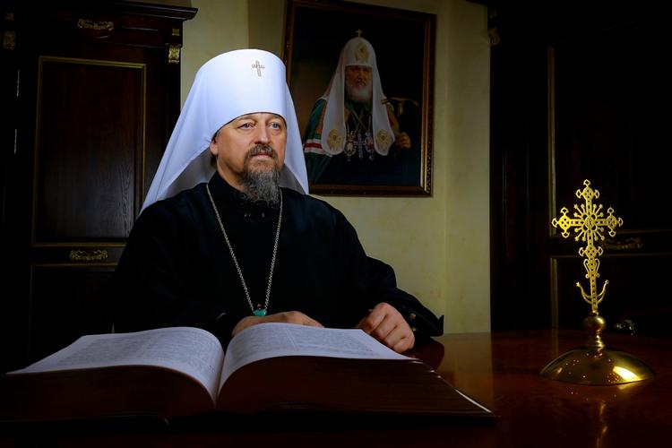 Представитель РПЦ заявил, что Великую отечественную войну выиграли крещёные люди, а безбожники были убиты в первых боях