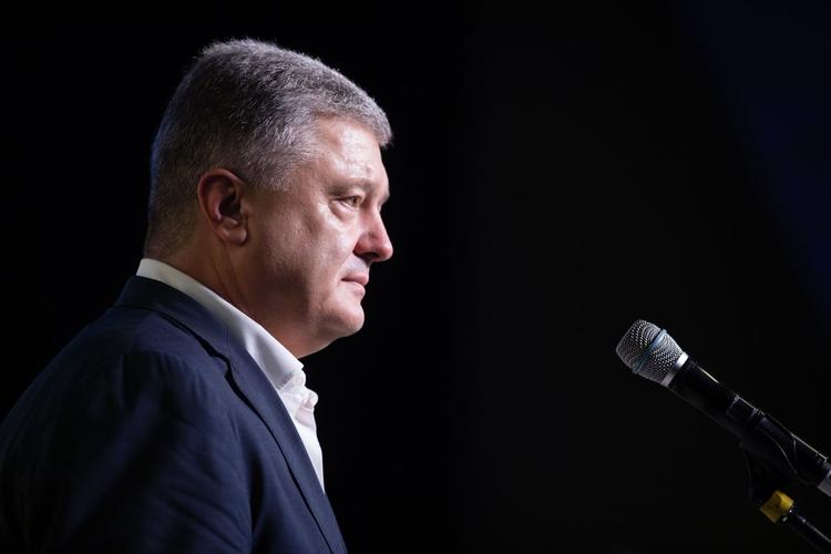В Раде рассказали о срыве Порошенко урегулирования войны в Донбассе в 2014-м