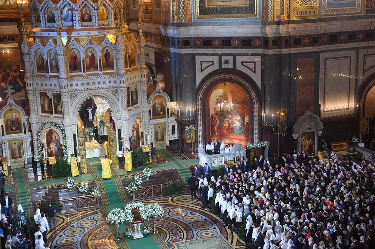 Мощи святых покровителей брака Петра и Февронии привезут в Москву