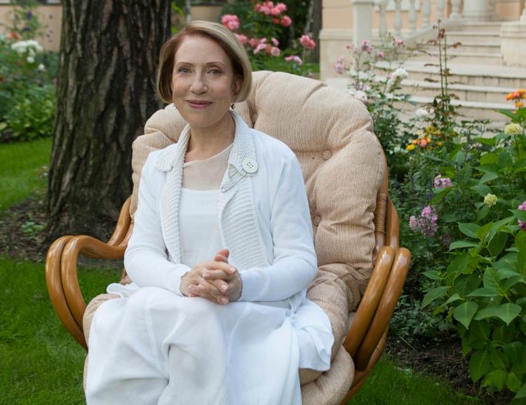 После падения со сцены Инна Чурикова попала в реанимацию