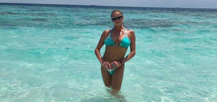Волочкова не стесняется показывать свою "обнажённую" фигуру