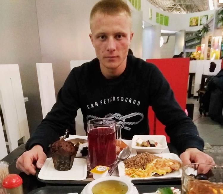 "Три перелома лицевой кости и все из-за супа", голодный кикбоксер избил свою девушку