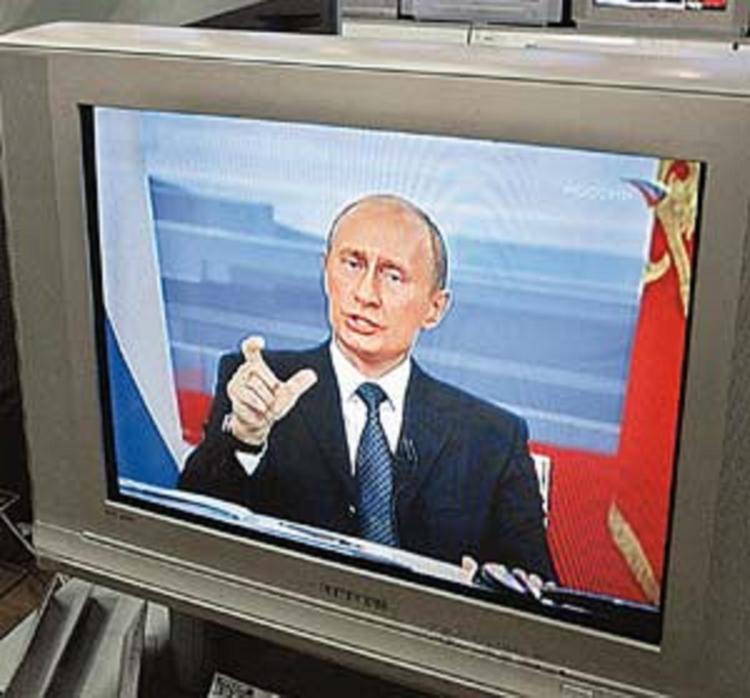 В столице в четверг экстренно прервали эфиры федеральных каналов из-за шторма
