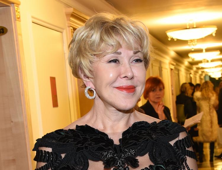 65-летняя Любовь Успенская показала себя в купальнике