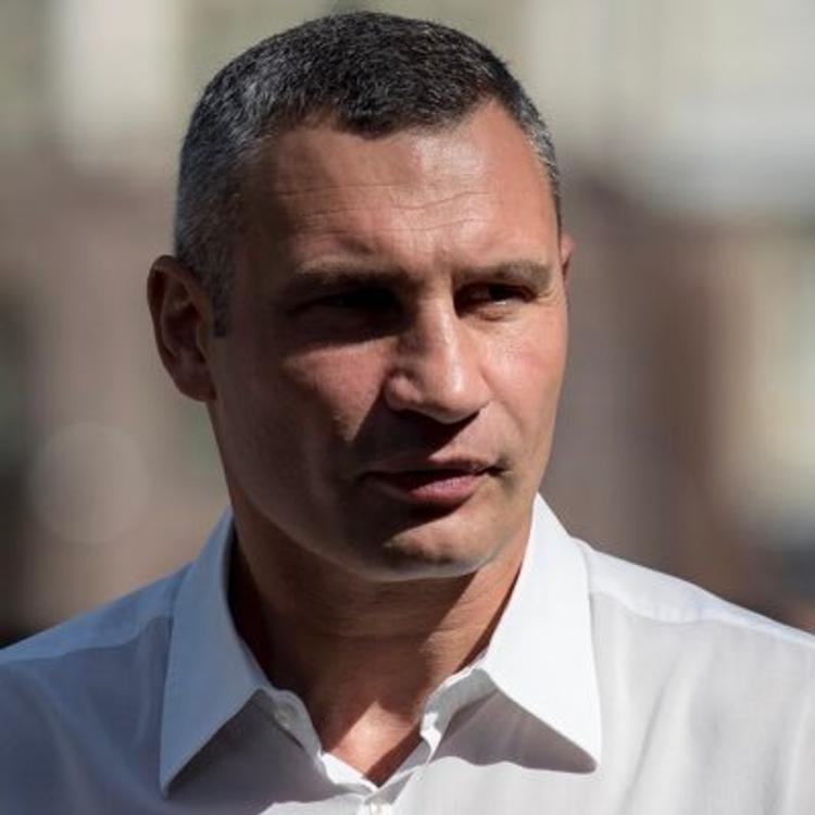Пользователи сети посмеялсь над заявлением мэра Киева Виталия Кличко о статусе Севастополя