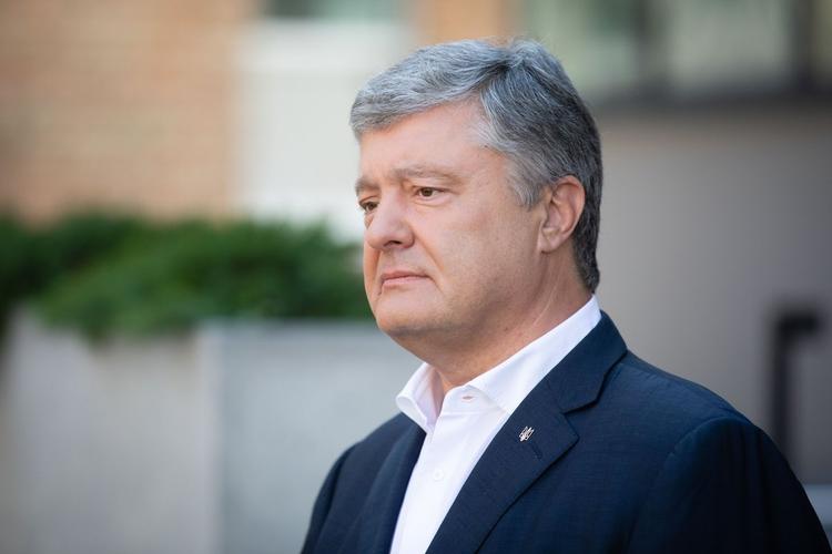Порошенко объяснил, почему не присутствовал на праздновании Дня независимости Украины