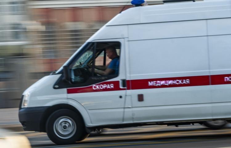 Три мальчика пострадали на аттракционе в парке в центре Москвы