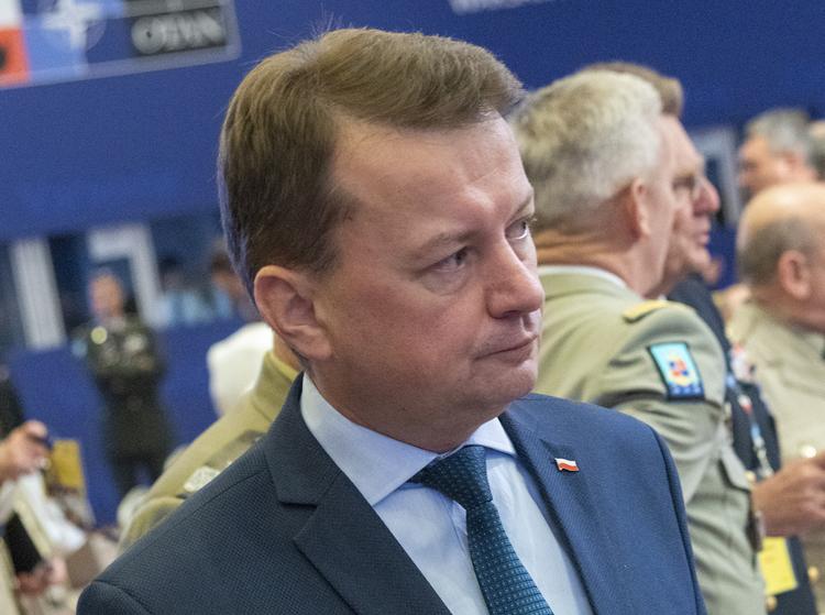 Глава Минобороны Польши: страна не получила немецкие репарации из-за России