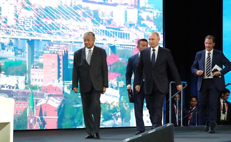 Путин рассказал, что протестные акции молодежи иногда приводят к позитивному результату