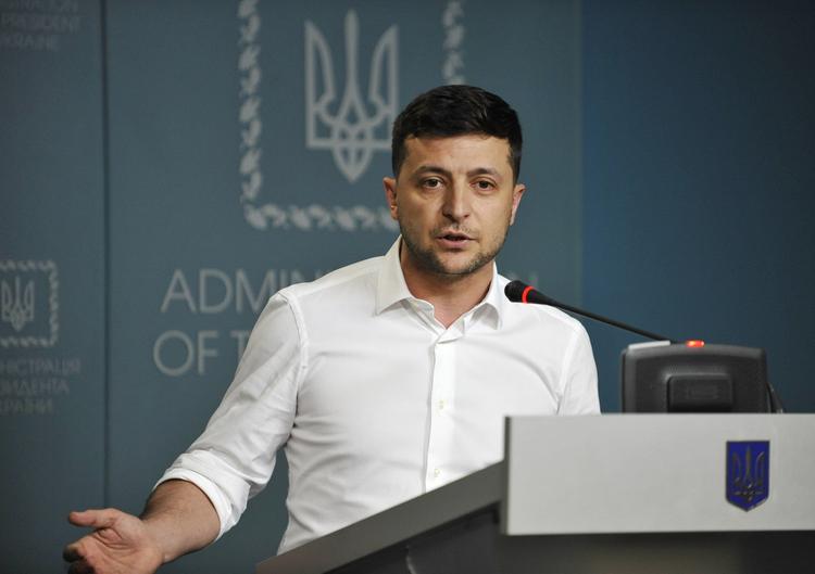 Вычислена предполагаемая дата начала свержения Зеленского украинскими радикалами