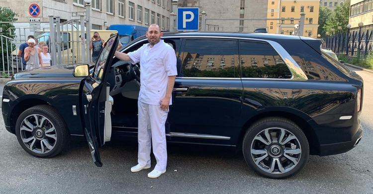 Ходченкову и Слепакова застукали во время поцелуя