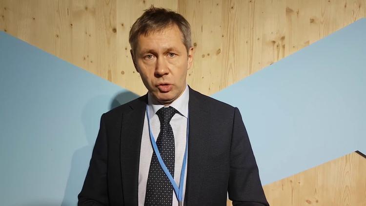 Медведев распорядился уволить главу Росгидромета
