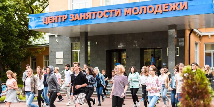 Архиважная ступень карьеры