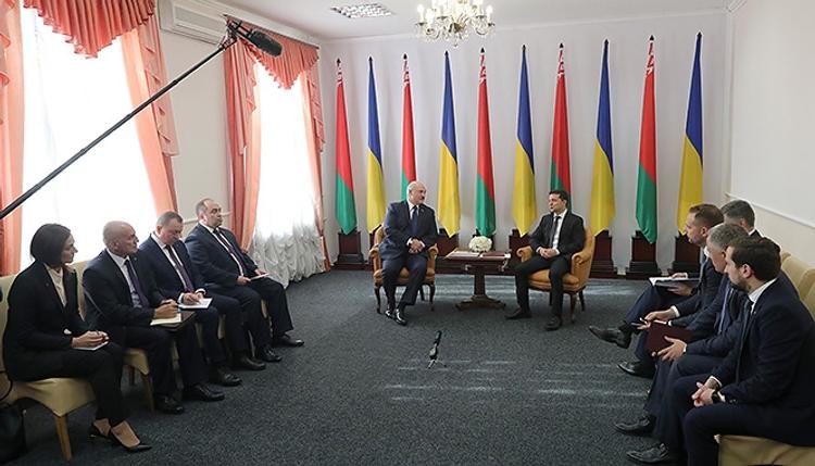 Беларусь заинтересована развивать ракетостроение с Украиной, заявил Лукашенко на встрече с Зеленским