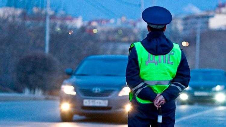 Вместо свадебного подарка - протокол о задержании. Судья подставил свою новоиспеченную супругу