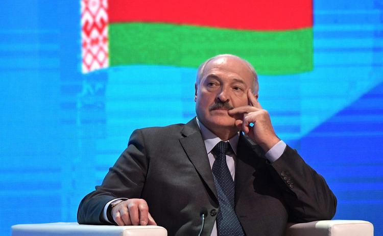 Лукашенко о воспитании: "хороший ремень тоже полезен для ребенка"
