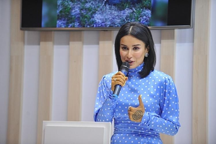 Тина Канделаки "уколола" словами об одиночестве Василия Уткина, посоветовавшего ей "радовать глаз"