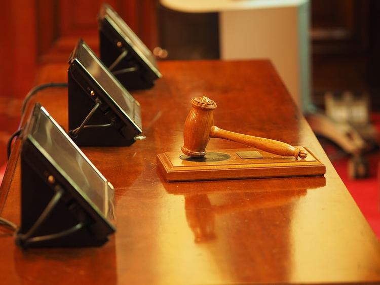 Суд заключил под стражу подозреваемого в убийстве девочки в Саратове