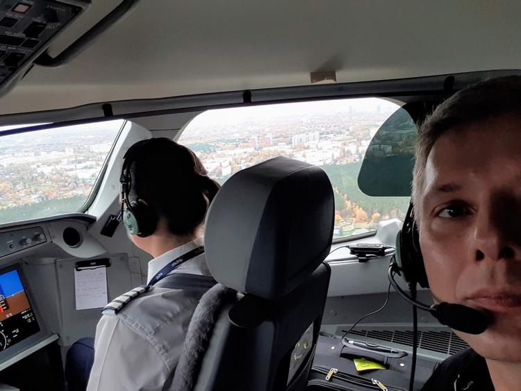 Экс-мэр Риги круто «подставил» национальную авиакомпанию airBaltic