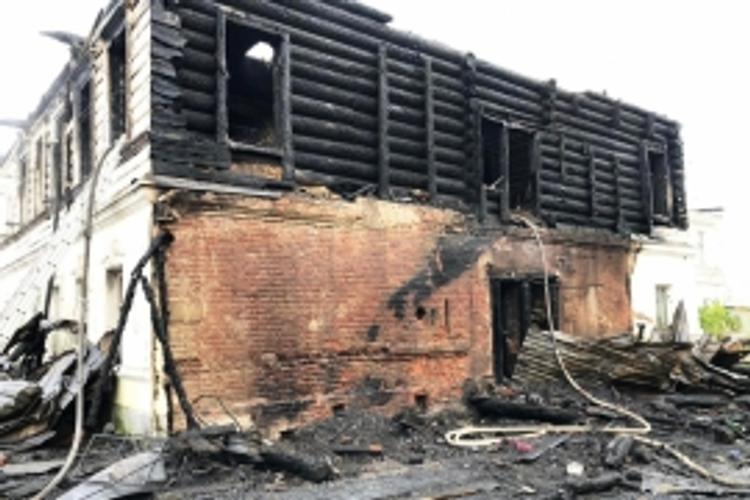 Подозреваемый в поджоге дома в Ростове, где погибли 5 детей и 2 взрослых, признался в содеянном