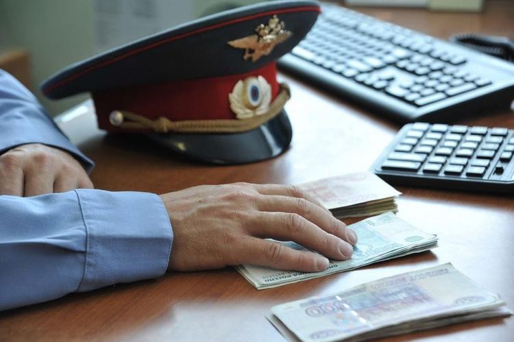 Взятки, вымогательства, коррупция. ФСБ задержала руководство целого отдела полиции «Дорогомилово»