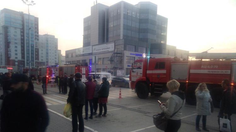 Пожар в торговом центре. В Рязани при эвакуации забыли про кинозал с детьми