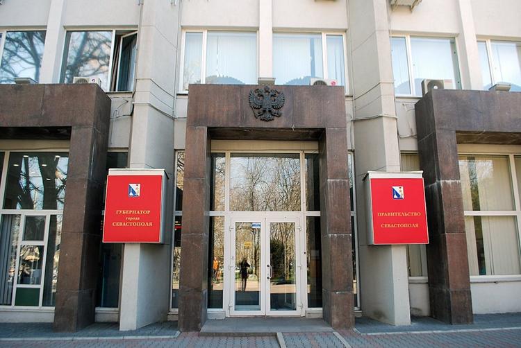 В новом году на содержание чиновников и депутатов в Севастополе будет потрачено на 240 млн больше