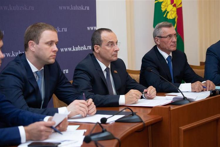 Депутаты обсудили перспективы развития малого и среднего бизнеса