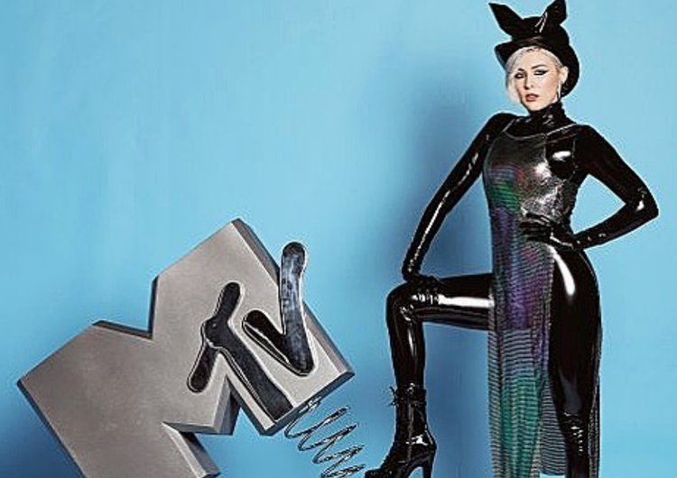 Maruv резко ответила хейтерам, назвавшим её российской певицей