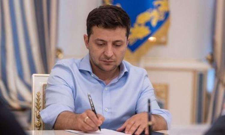 Юморист Зеленский назначил главой СБУ Крыма Нетужилова