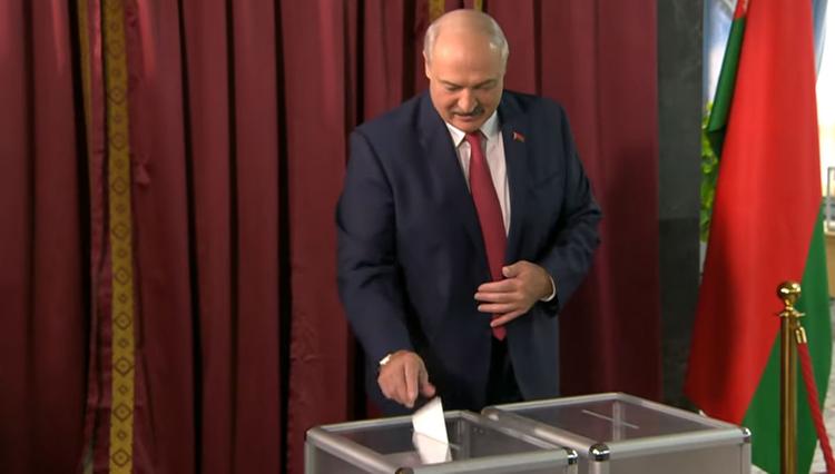 Лукашенко пригрозил Западу разочарованием