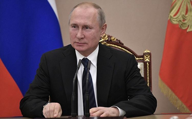 Путин поддержал проект моста через реку Лену в Якутске