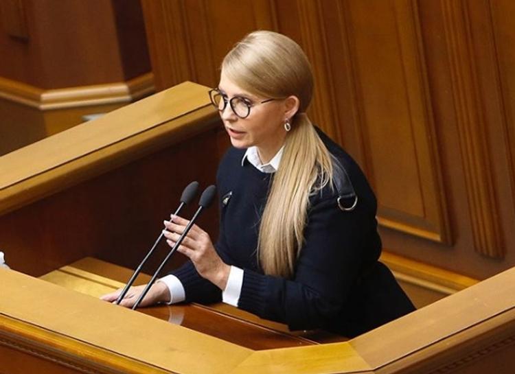 Тимошенко будет ждать Зеленского на корпоративах "со своим фортепиано" после шутки про "фигуру оппозиции"