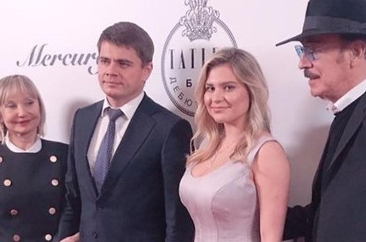 Сергей боярский с женой и детьми фото сейчас