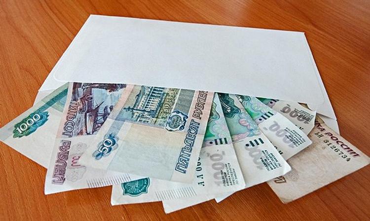 Почти треть волгоградских работодателей платят зарплату ниже 12 тысяч рублей