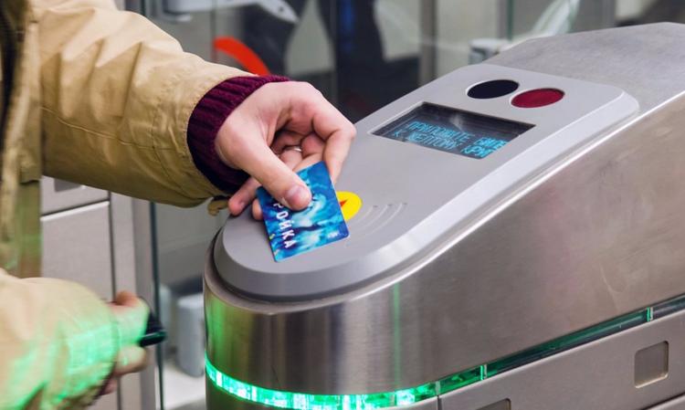 Стоимость безлимитных проездных в Москве в 2020 году не изменится