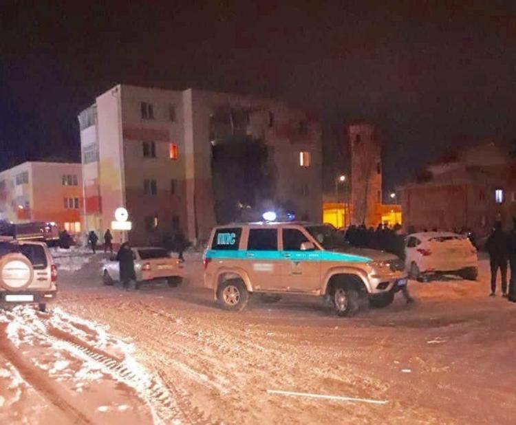 В Белгороде взорвался газ. Обрушилась стена жилого дома. Из под завалов достают пострадавших