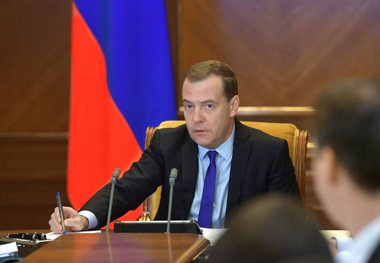 Медведев рассказал о своих планах на Новый год