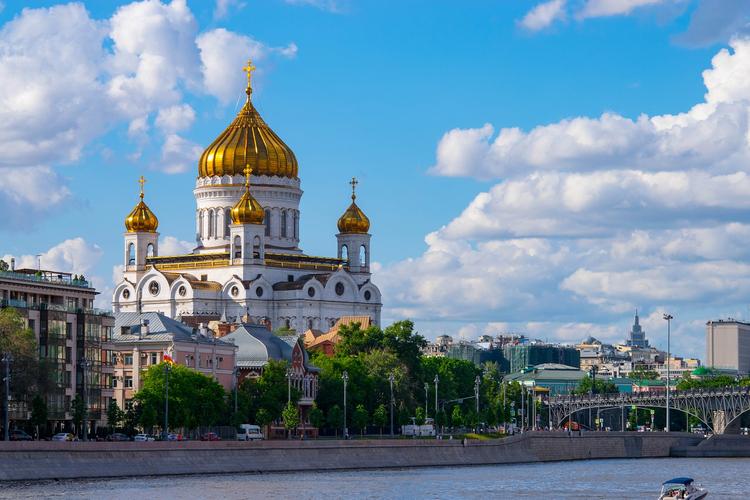 В храме Христа Спасителя не станут проводить гражданскую панихиду по Лужкову