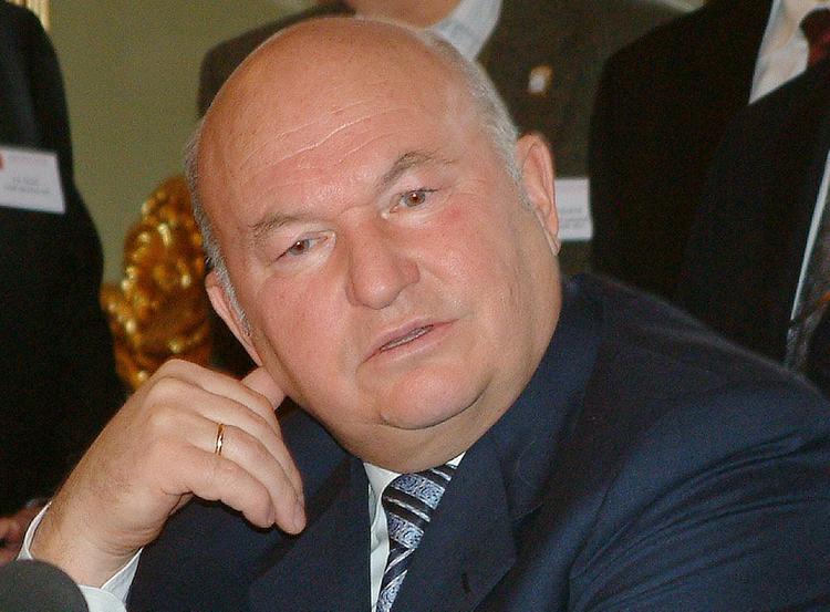 СМИ: умер Юрий Лужков