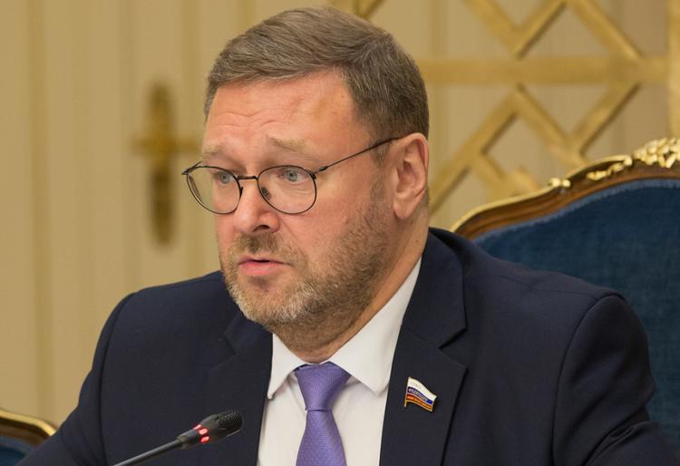 В Совфеде прокомментировали решение ЕС продлить санкции против России