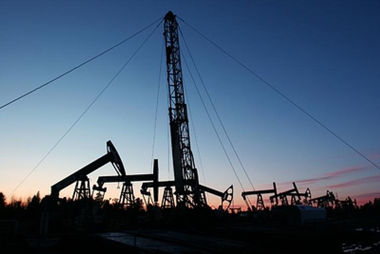 Российские нефтяники считают, что белорусский президент Лукашенко давит на Москву ради сохранения власти