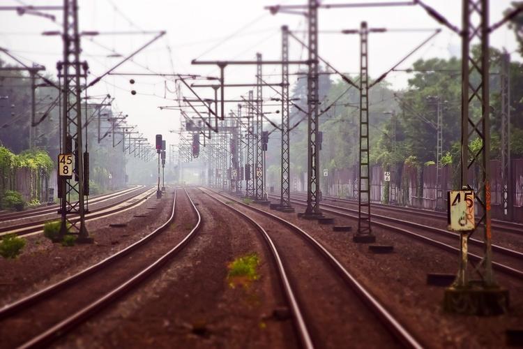 СК: полуголая жительница Воронежа выбросила младенца из купе поезда