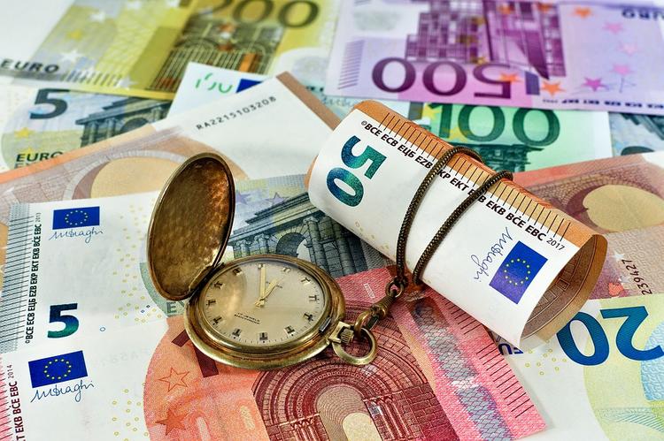 Украинка продала свою невинность немцу за 1,2 миллиона евро