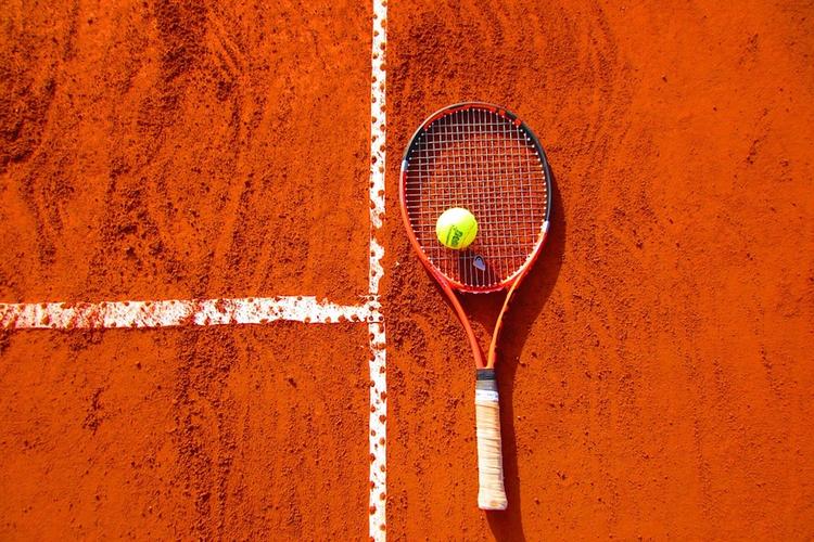15-летняя теннисистка на старте Australian Open обыграла Винус Уильямс