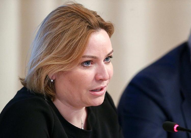 Появились подробности личной жизни нового министра культуры: живет в съемной квартире с детьми