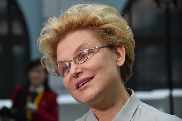 Елена Малышева посоветовала употребляющим снюс подросткам отведать фекалии