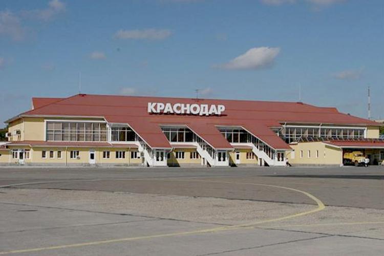На Кубани открыли горячую линию по коронавирусу и сняли с борта больного китайца